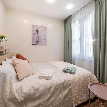 Apartment Luxury In The Old Town Riga