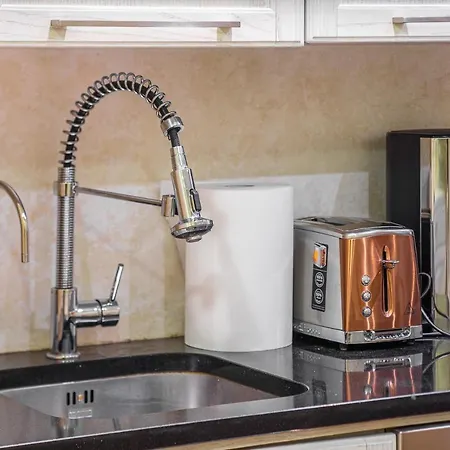 Luxury In The Old Town Apartment