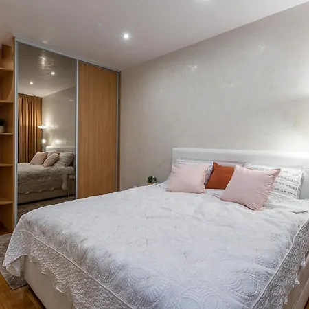 Luxury In The Old Town *